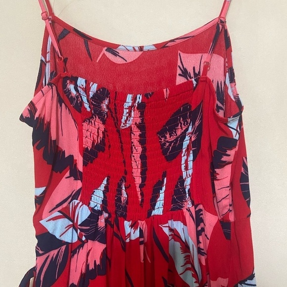 Express LIKE NEW red tropical ruffle wrap dress smocked back adjustable strap S - Picture 7 of 7